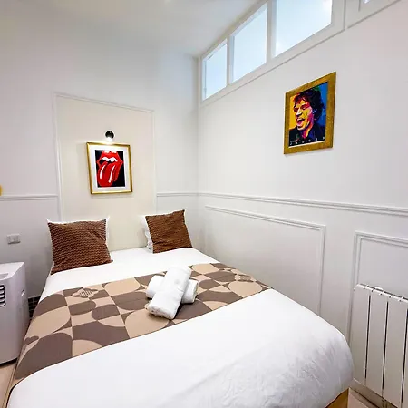 68 - The Rolling Stones Flat Париж