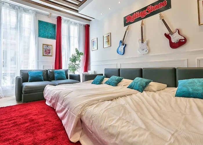 68 - The Rolling Stones Flat Paris